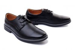 WOJTYŁKO 8W21307C czarny, półbuty męskie. Czarne półbuty męskie Wojtyłko, bez wzorów, bez obcasa, bez zapięcia. Za 164.90 zł.