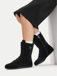 Guess Jeans Trzewiki EO-GUJ0316 Czarny. Czarne botki damskie Guess Jeans, z aplikacjami, z jeansu, bez obcasa, na płaskiej podeszwie, bez zapięcia. Za 399.99 zł.