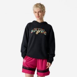 Bluza do koszykówki z kapturem unisex NBA Spurs. Czarne bluzy damskie KIPSTA, l, bez wzorów, z bawełny, biznesowe, bez ramiączek, z kapturem. Za 149.99 zł.