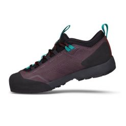 Damskie buty turystyczne Black Diamond Mission LTHR WP Aprch. Czarne obuwie trekkingowe damskie Black Diamond, bez zapięcia. Za 738.50 zł.