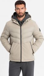 Kurtka męska Ombre Kurtka męska pikowana z łączonych materiałów z wysokim kołnierzem beżowa V4 OM-JALP-0172 XL. Brązowe kurtki męskie Ombre, m, bez wzorów, z materiału, bez kaptura. Za 299.99 zł.
