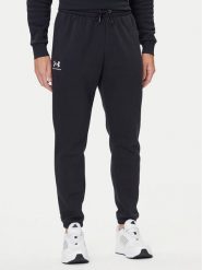 Under Armour Spodnie dresowe UA Essential Fleece Jogger 1373882 Czarny Regular Fit. Czarne spodnie sportowe męskie Under Armour, m, bez wzorów, z bawełny. Za 239.99 zł.