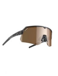 Okulary przeciwsłoneczne Tripoint Treriksröset. Czarne okulary przeciwsłoneczne damskie TRIPOINT. Za 549.99 zł.