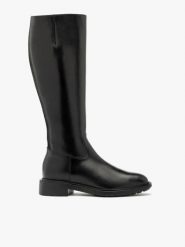 Eleganckie czarne kozaki damskie. Czarne kozaki damskie Ryłko, bez wzorów, z gumy, z okrągłym noskiem, bez obcasa, na obcasie, bez zapięcia. Za 699.99 zł.