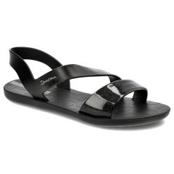 Czarne Sandały Ipanema Wodoodporne Obuwie Damskie. Czarne sandały damskie Ipanema, bez wzorów, z tworzywa sztucznego, bez obcasa, bez zapięcia. Za 119.00 zł.