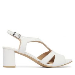 Sandały Caprice. Białe sandały damskie Caprice, bez wzorów, bez obcasa, na słupku, bez zapięcia. Za 329.99 zł.