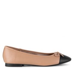 Baleriny JENNY. Brązowe balerinki damskie Jenny, bez wzorów, bez obcasa, bez zapięcia. Za 69.99 zł.