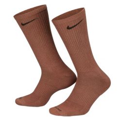 Zestaw Skarpet Dla Dorosłych Unisex Everyday Plus Z Amortyzacją (zestaw 3 Sztuk). Brązowe skarpety męskie Nike, bez wzorów. Za 105.99 zł.