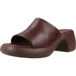 Sandały CAMPER K201722 Brązowy. Brązowe sandały damskie Camper, bez wzorów, z syntetyku, bez obcasa, bez zapięcia. Za 646.09 zł.