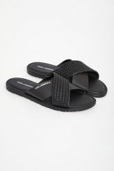 Klapki męskie skórzane KARL LAGERFELD. Klapki męskie KARL LAGERFELD, bez wzorów, bez zapięcia. Za 649.00 zł.