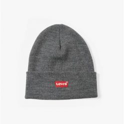 Czapka beanie Levi's szara klasyczna z logo. Szare czapki damskie Levi's®, na zimę, bez wzorów, klasyczne. Za 107.10 zł.