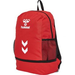 Plecak Hummel Essential Back Pack Unisex Czerwony. Czerwone plecaki męskie Hummel, bez wzorów, sportowe. Za 85.00 zł.
