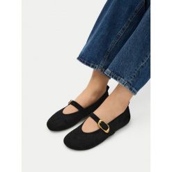 Baleriny JENNY. Czarne balerinki damskie Jenny, bez wzorów, bez obcasa, bez zapięcia. Za 99.99 zł.
