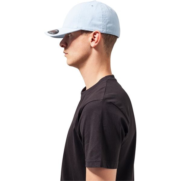 Czapka Flexfit cotton dad. Zielone czapki damskie FLEXFIT, bez wzorów, z bawełny, eleganckie. Za 132.50 zł.