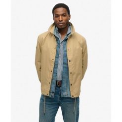 Kurtka Superdry Surplus Otto. Brązowe kurtki męskie Superdry, xl, bez wzorów, z tkaniny, eleganckie, bez kaptura. Za 367.50 zł.