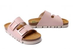 DR. BRINKMANN 700707-42 rosa, klapki damskie. Czerwone klapki damskie Dr. Brinkmann, na lato, bez wzorów, bez obcasa, bez zapięcia. Za 284.90 zł.