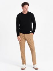 Spodnie męskie materiałowe REGULAR z kieszeniami cargo - jasnobrązowe V4 OM-PACG-0178 - XXL. Brązowe spodnie materiałowe męskie Ombre Clothing, bez wzorów, z materiału. W wyprzedaży za 79.99 zł.