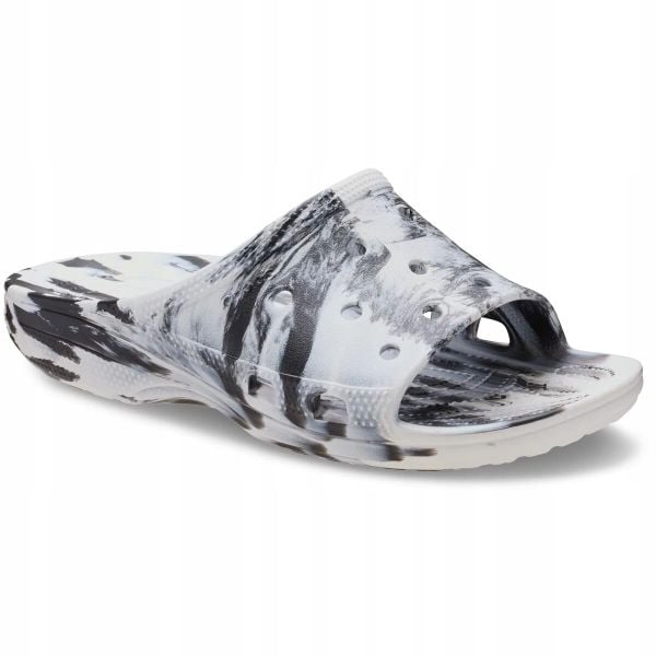 Klapki Dla Dorosłych Crocs Saturday Marbled Slide. Czarne klapki damskie Crocs, bez wzorów, z materiału, bez zapięcia. Za 129.99 zł.