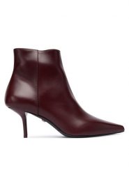Max Mara Botki 2524796011600 Bordowy. Czerwone botki damskie Max Mara, bez wzorów, ze skóry, bez obcasa, na szpilce, bez zapięcia. Za 3,319.00 zł.