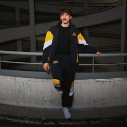 Spodnie treningowe BSC Young Boys. Czarne spodnie sportowe męskie COPA FOOTBALL, bez wzorów, do piłki nożnej. Za 379.00 zł.