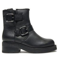 Botki Clarks. Czarne botki damskie Clarks, bez wzorów, bez obcasa, na płaskiej podeszwie, bez zapięcia. Za 649.99 zł.