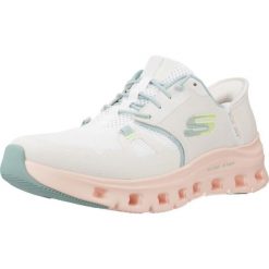 Tenisówki Skechers Model Glide-step Pro Kolor Beżowy. Brązowe trampki i tenisówki damskie Skechers, bez wzorów, z syntetyku, bez zapięcia. Za 590.00 zł.