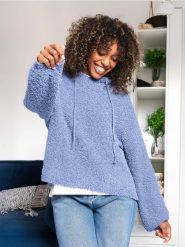 Sweter z kapturem - niebieski. Niebieskie swetry nierozpinane damskie Sinsay, l, bez wzorów, bez kołnierzyka, bez ramiączek. Za 69.99 zł.