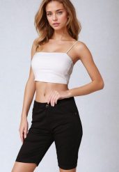Czarne Bawełniane Szorty Bermudy z Wysokim Stanem Vimereia. Czarne szorty damskie Born2be, bez wzorów, z bawełny, eleganckie, z podwyższonym stanem. Za 49.99 zł.