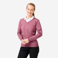 Sweter do golfa damski Inesis MW100 dekolt w serek. Fioletowe swetry nierozpinane damskie INESIS, l, bez wzorów, z bawełny, eleganckie, bez kołnierzyka, bez ramiączek. Za 69.99 zł.