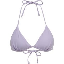 Damski top do kostiumu kąpielowego Hummel Ally. Czerwone bikini Hummel, bez wzorów. W wyprzedaży za 73.10 zł.