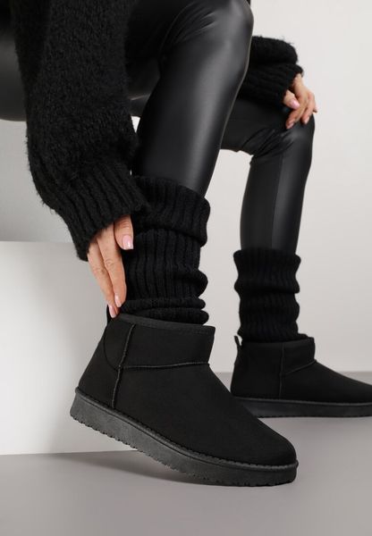 Czarne Śniegowce z Niską Cholewką Retira. Czarne śniegowce damskie Renee, z jeansu, przed kostkę, bez zapięcia. Za 59.99 zł.