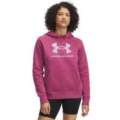 Bluza damska z kapturem Under Armour Rival Fleece Shimmer. Fioletowe bluzy damskie Under Armour, s, bez wzorów, z bawełny, bez ramiączek, z kapturem. Za 295.99 zł.