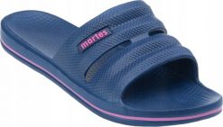 Martes Damskie klapki Martes essentials VEDI WO'S navy peony/festival fuchsia rozmiar 37. Niebieskie klapki damskie MARTES, bez wzorów, sportowe, bez obcasa, bez zapięcia. Za 29.44 zł.