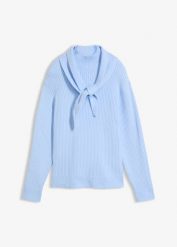 Gruby sweter ze stójką i ozdobnym szalikiem. Niebieskie swetry nierozpinane damskie bonprix, bez wzorów, prążkowane, bez kołnierzyka, bez ramiączek. Za 139.99 zł.