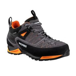 Buty trekkingowe Alpinus Buty The Ridge Low Pro II, membrana Hydrotex. Brązowe trekkingi męskie Alpinus, bez zapięcia. Za 649.00 zł.