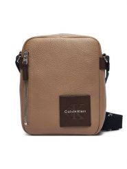 Calvin Klein Saszetka Bold Pebble Ssnl Simple Reporter LV04D3624G Beżowy. Brązowe saszetki i nerki męskie Calvin Klein, bez wzorów, ze skóry. Za 369.99 zł.