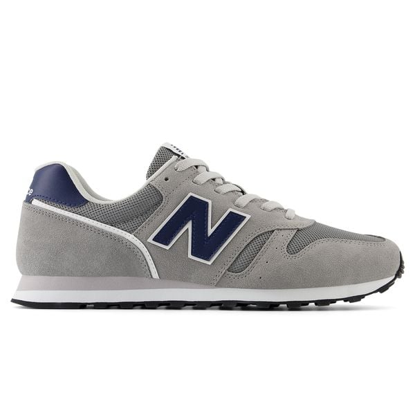 Buty unisex New Balance ML373SP2 – szare. Szare buty sportowe męskie New Balance, bez wzorów, z gumy, bez zapięcia. Za 299.99 zł.