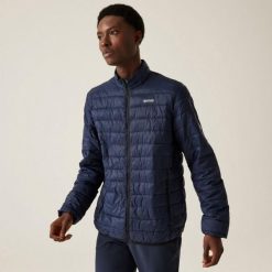 Kurtka puchowa Regatta Hillpack II. Niebieskie kurtki męskie Regatta, m, bez wzorów, z poliamidu, sportowe, bez kaptura. Za 159.99 zł.