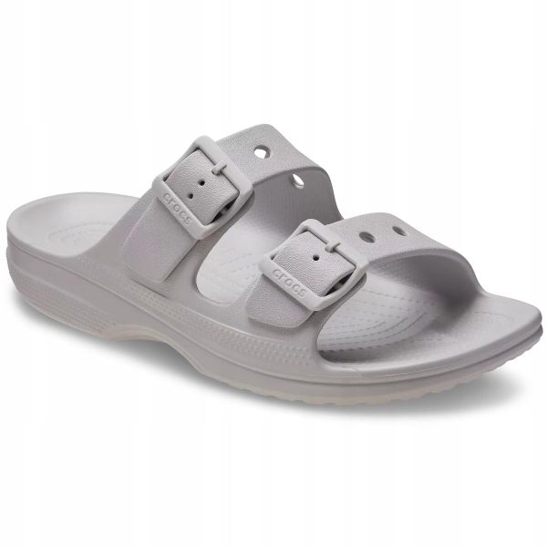 Klapki Dla Dorosłych Crocs Saturday Sandal. Szare klapki damskie Crocs, bez wzorów, z materiału, bez zapięcia. Za 199.99 zł.