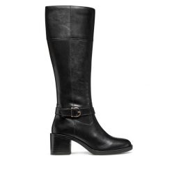 Kozaki Geox. Czarne kozaki damskie Geox, bez wzorów, bez obcasa, na słupku, bez zapięcia. Za 729.99 zł.