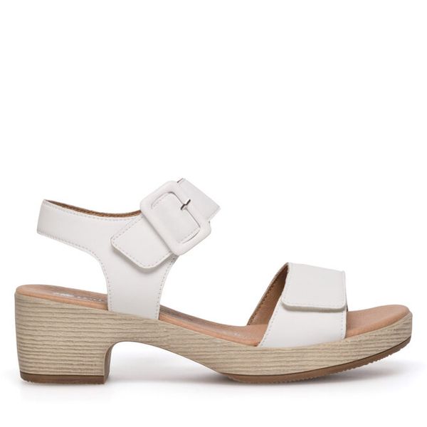 Sandały Remonte. Białe sandały damskie Remonte, bez wzorów, bez obcasa, na słupku, bez zapięcia. Za 295.99 zł.