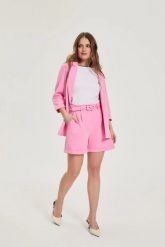 Szorty z paskiem różowe. Czerwone szorty damskie MOODO, bez wzorów, z elastanu. Za 99.99 zł.