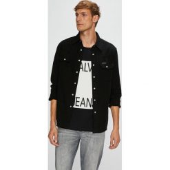 Calvin Klein Jeans - Koszula. Czarne koszule męskie Calvin Klein Jeans, m, bez wzorów, z bawełny, casualowe, bez kołnierzyka, bez ramiączek. W wyprzedaży za 239.90 zł.