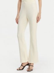 Calvin Klein Spodnie materiałowe LV044B223G Beżowy Flare Fit. Brązowe spodnie materiałowe damskie Calvin Klein, bez wzorów, z materiału. Za 529.99 zł.