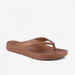 Damskie klapki Coqui. Klapki damskie Coqui, bez wzorów, sportowe, bez obcasa, bez zapięcia. Za 134.99 zł.