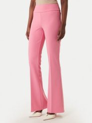 Rinascimento Spodnie materiałowe CFC0127875003 Różowy Straight Fit. Czerwone spodnie materiałowe damskie Rinascimento, bez wzorów, z materiału. Za 439.99 zł.