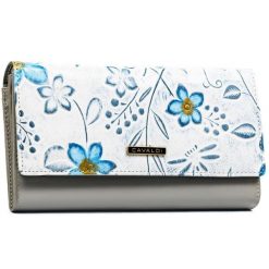 Skórzany portfel damski w kwiaty, mieści dowód rejestracyjny - 4U Cavaldi. Portfele damskie 4U Cavaldi, ze skóry. Za 89.99 zł.