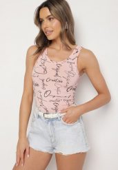 Różowy Top z Bawełny z Napisami Savanette. Czerwone topy damskie Born2be, l, bez wzorów, z bawełny, bez kołnierzyka, bez ramiączek. Za 29.99 zł.