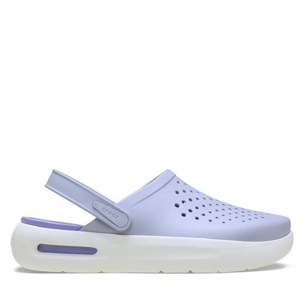 Klapki Crocs. Fioletowe klapki damskie Crocs, bez wzorów, bez zapięcia. Za 259.99 zł.