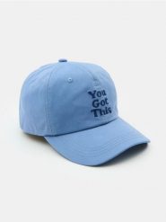 Czapka z daszkiem z haftowanym napisem You Got This - błękitny. Niebieskie czapki damskie Sinsay, bez wzorów. Za 19.99 zł.